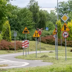 Wszystkie znaki zakazu - kompletna lista i znaczenie w ruchu