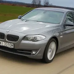 BMW Seria 5 F10 - specyfikacje, zalety i wady, które warto znać