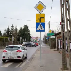 Znak T-6: Co oznacza i jak prawidłowo na niego reagować