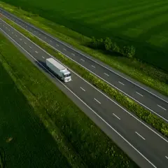 Systemy TMS w sprawmy zarządzaniu flotą