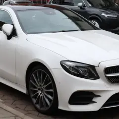 Mercedes E Klasa Coupe – co warto wiedzieć przed zakupem luksusowego auta?