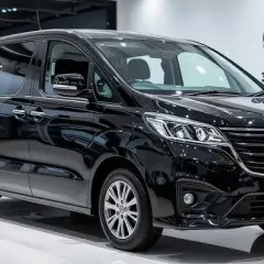 Mazda van 7-osobowy – Najlepsze modele i ceny na 2025 rok