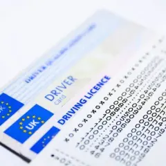 Gdzie zgłosić zgubienie prawa jazdy i jak uniknąć problemów z duplikatem