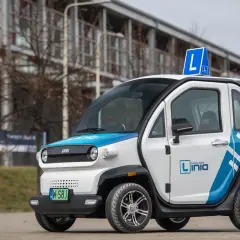 Test prawo jazdy AM: Jak zdać egzamin na motorower w 2025?