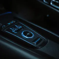Pedały w automacie – Jakie opcje mają małe auta i jak wpływają na komfort jazdy?