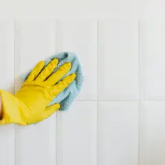 Czernidło do plastików – sposób na estetyczne i trwałe wykończenie