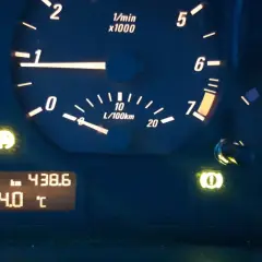 Kontrolka BMW E46: Jak rozpoznać problemy i co z nimi zrobić?