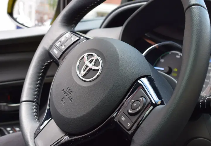 Toyota Corolla - którą wybrać?