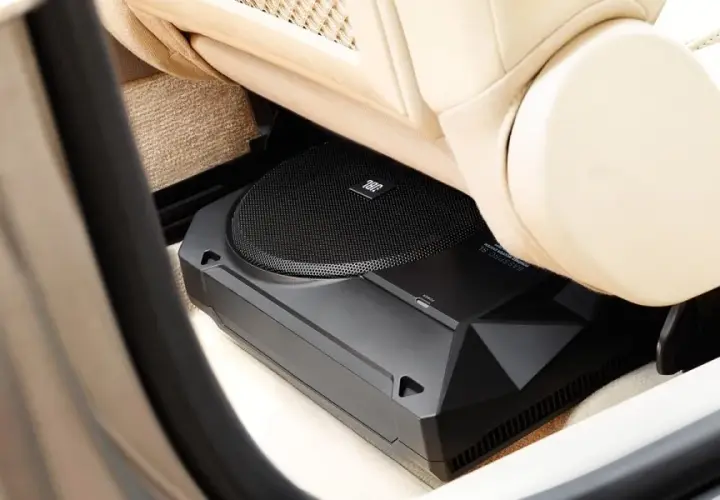 Odkryj Moc Subwoofera Samochodowego pod Siedzenie - Najlepszy Subwoofer Aktywny