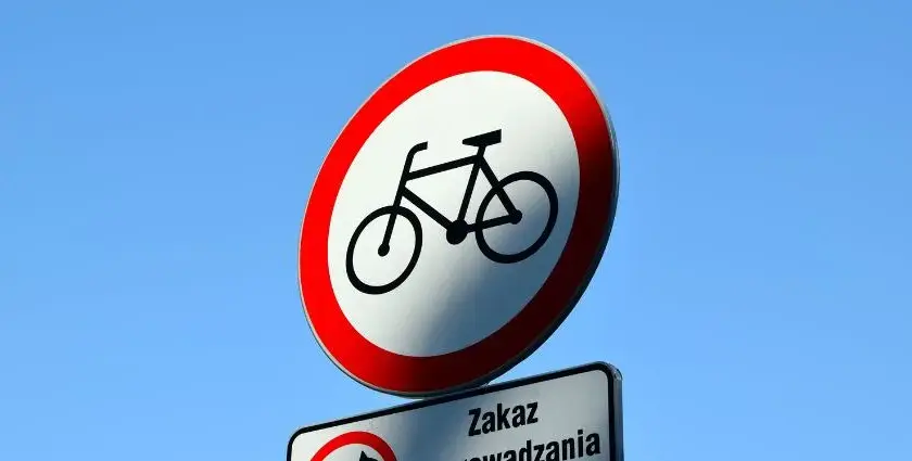 Zakaz rowerów: gdzie obowiązuje i jakie są konsekwencje złamania