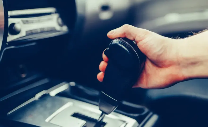 Prawo jazdy automat a manual: Czy możesz jeździć? | Kod 78