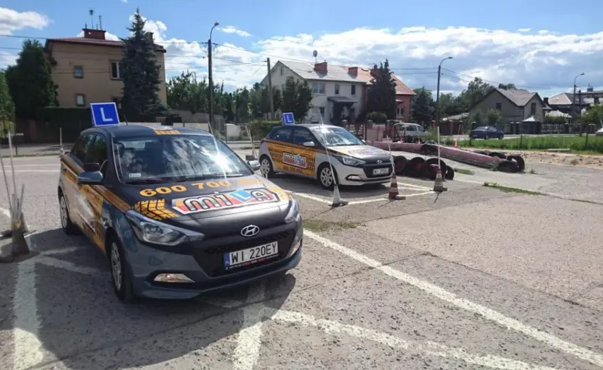Nauka jazdy Mila: Kompleksowe kursy w Lublinie i Warszawie