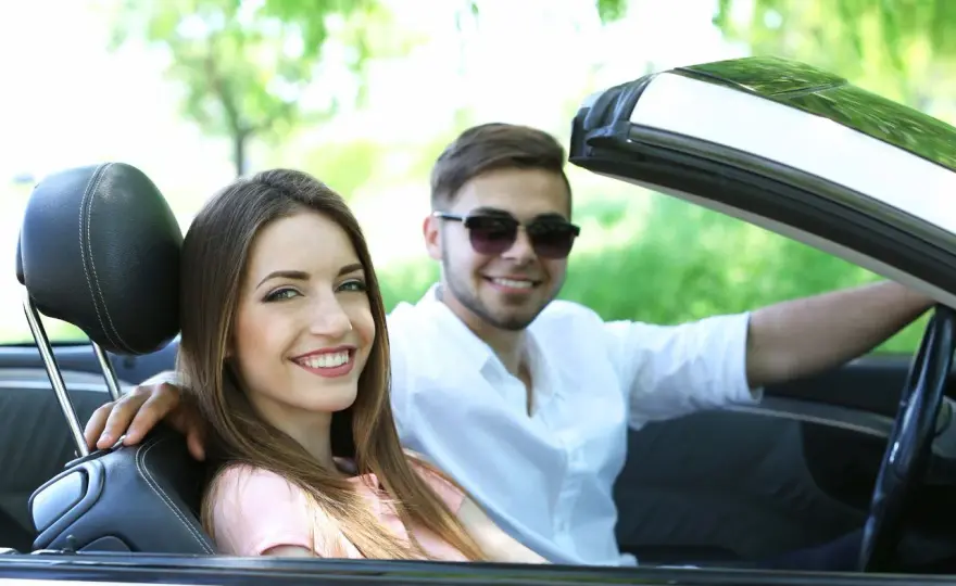 Cabriolety Porsche – idealne auta na lato