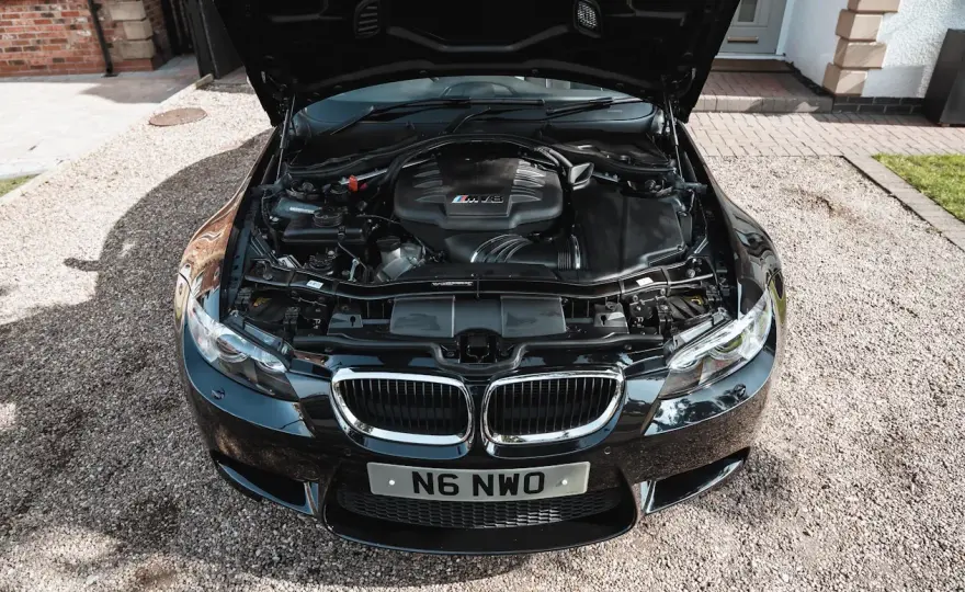 BMW E93 Cabrio – kluczowe informacje, które musisz znać przed zakupem