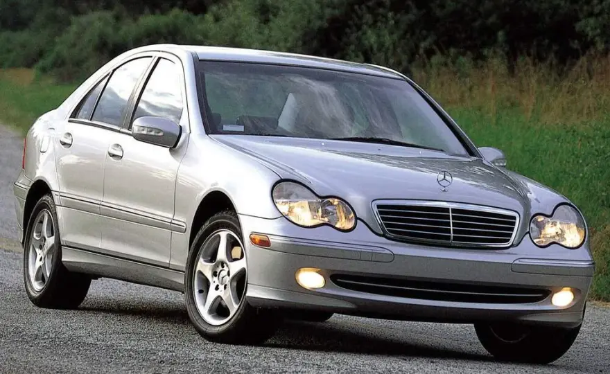 Mercedes W203 2.2 CDI – kluczowe informacje o specyfikacji i osiągach