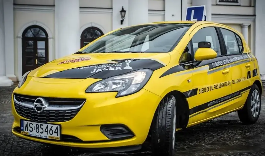 Najlepsze ośrodki szkolenia kierowców Jacek: prawo jazdy łatwo