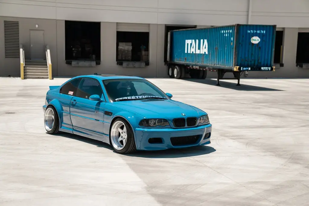 Najlepsze body kity do BMW E46 – stwórz wyjątkowy wygląd swojego auta